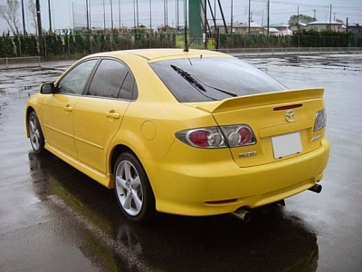 Mazda6 atenza avec bécquet spécial.jpg